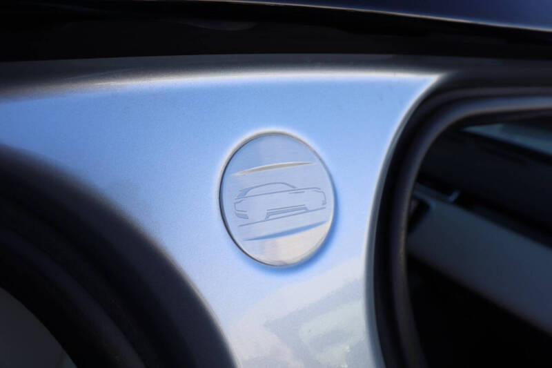 2019 Land Rover Range Rover Velar P250 R-Dynamic SE