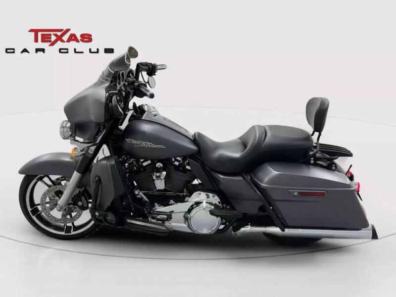 2017 Harley-Davidson Street Glide Special