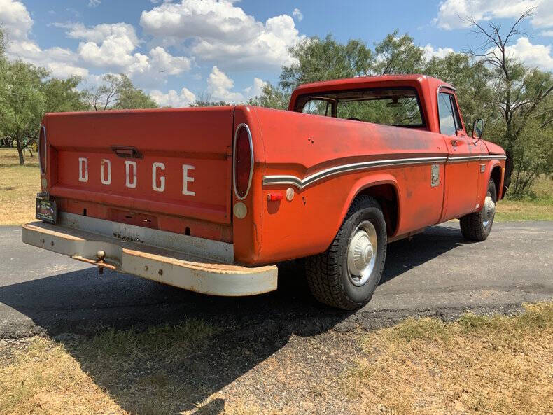 1969 Dodge D200 Pickup
