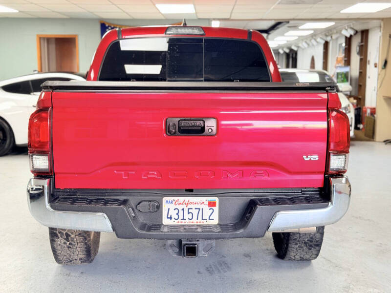 2018 Toyota Tacoma SR5 V6