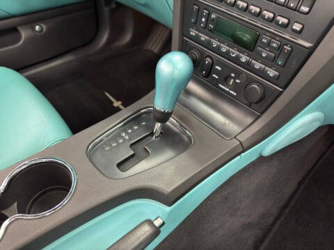 2002 Ford Thunderbird Deluxe