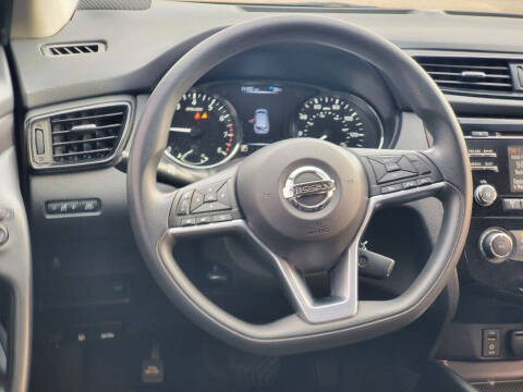 2017 Nissan Rogue Sport S