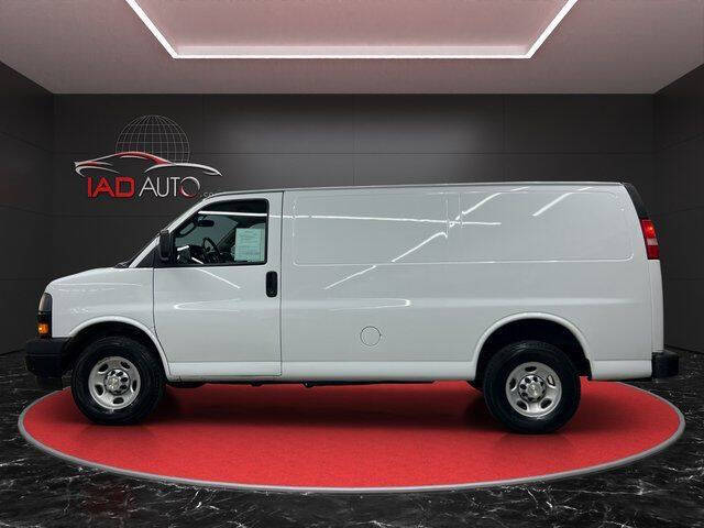 2021 Chevrolet Express 2500