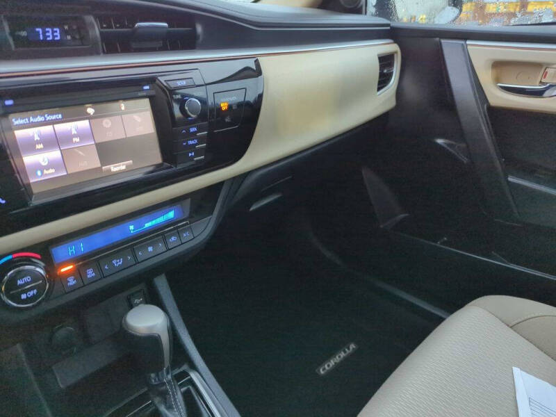 2015 Toyota Corolla LE Plus