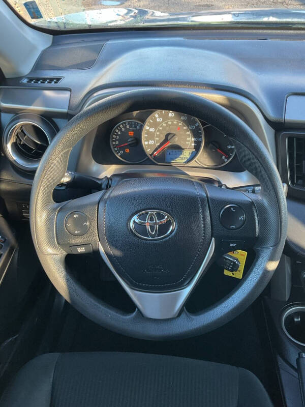 2016 Toyota RAV4 LE