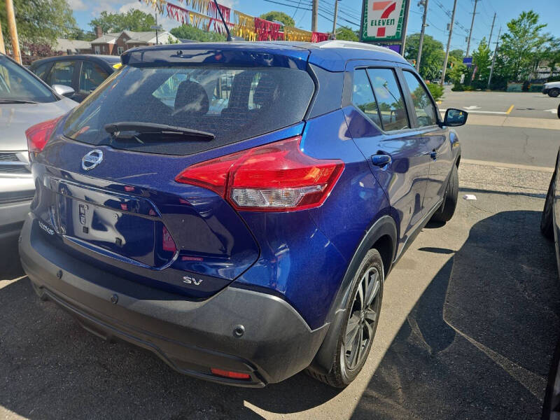 2020 Nissan Kicks SV