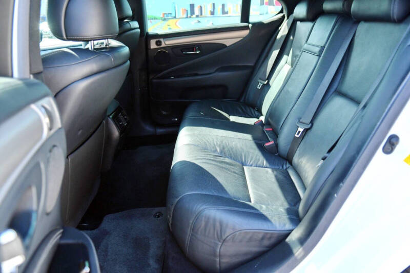 2013 Lexus LS 460