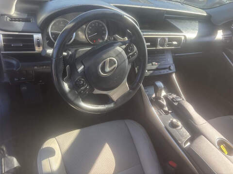 2015 Lexus IS 250