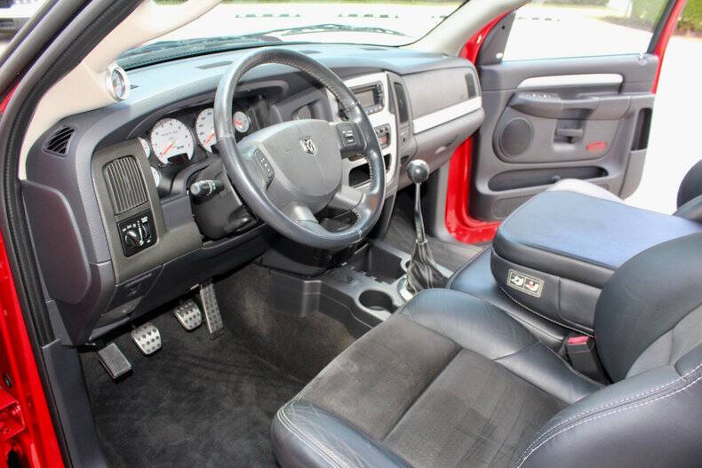 2004 Dodge Ram 1500 SRT-10