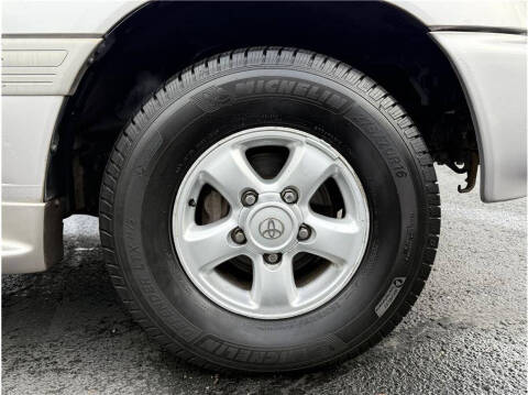 2000 Toyota Land Cruiser