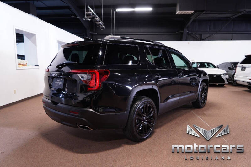 2022 GMC Acadia SLE