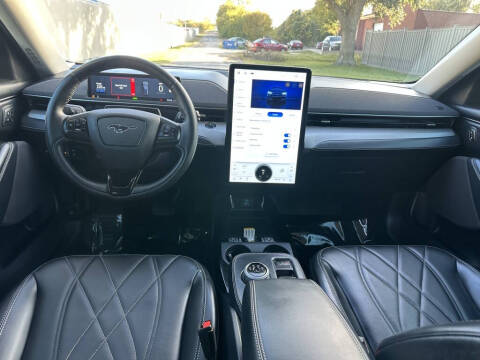 2021 Ford Mustang Mach-E Select