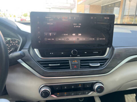 2023 Nissan Altima 2.5 SV