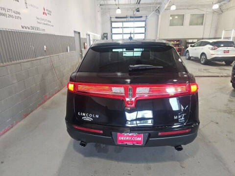 2017 Lincoln MKT Elite