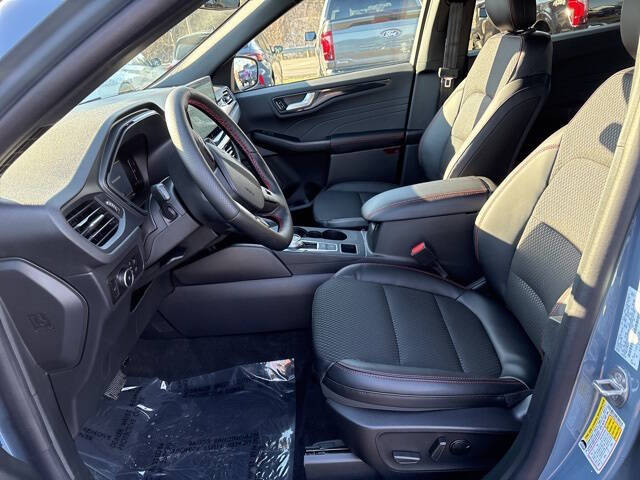 2026 Ford Escape ST-Line Select