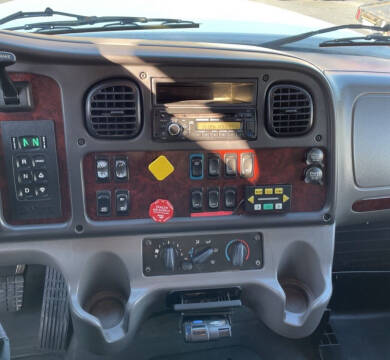 2015 Freightliner M2 112