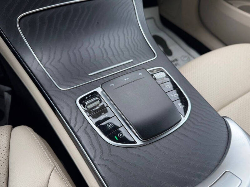 2021 Mercedes-Benz GLC GLC 300 4MATIC