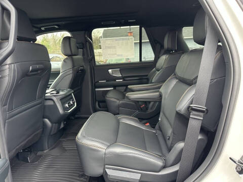 2025 Ford Expedition Tremor