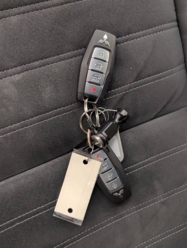 2022 Mitsubishi Outlander SE