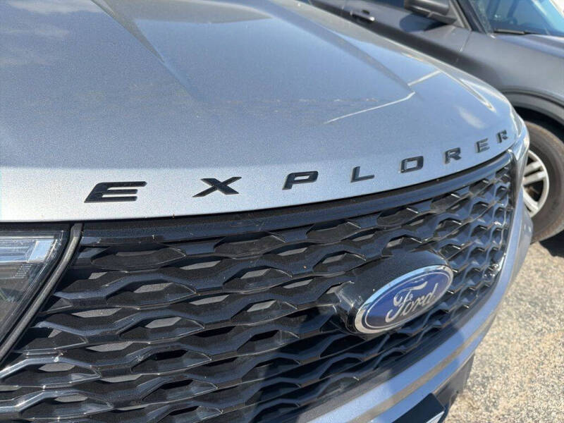 2022 Ford Explorer ST