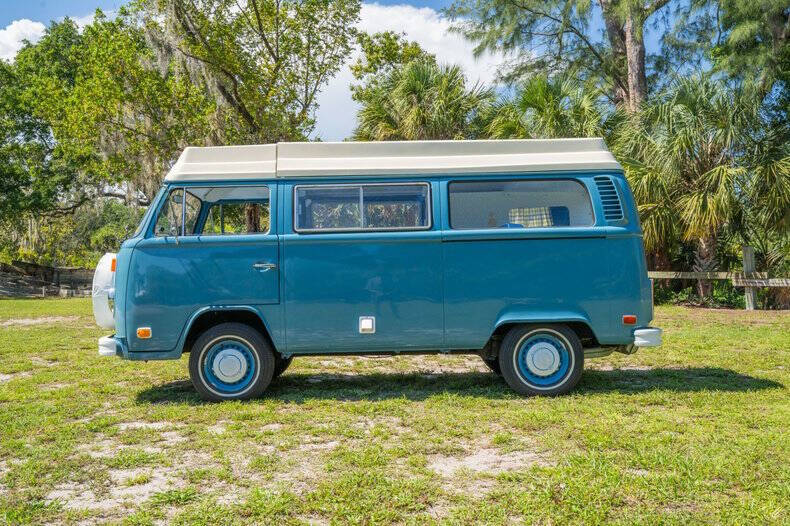 1973 Volkswagen Bus