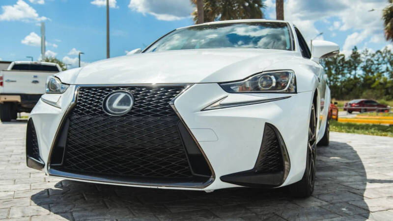 2017 Lexus IS 200t