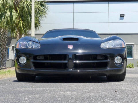 2004 Dodge Viper SRT-10