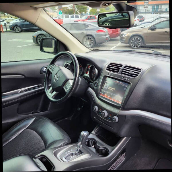 2020 Dodge Journey Crossroad