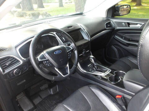 2016 Ford Edge Titanium