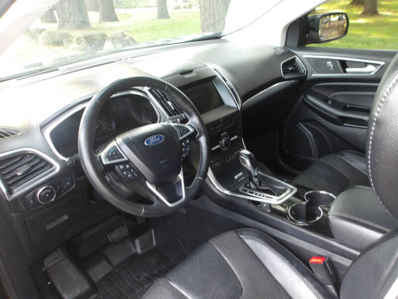 2016 Ford Edge Titanium