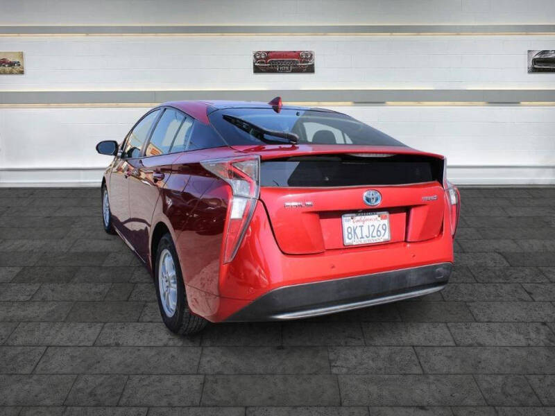2017 Toyota Prius Two