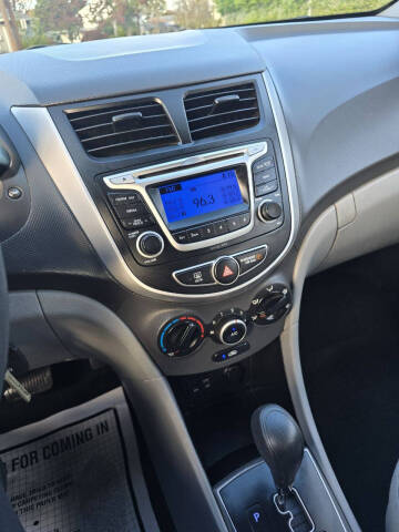 2014 Hyundai Accent GS