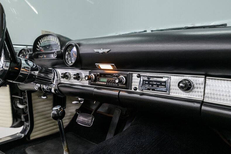 1956 Ford Thunderbird