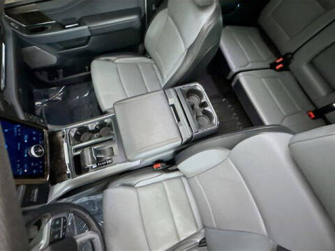 2023 Ford F-150 Lightning Lariat