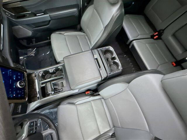 2023 Ford F-150 Lightning Lariat