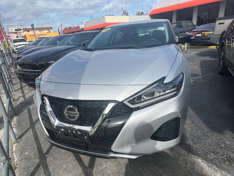 2022 Nissan Maxima for sale at Import & Export Auto Sales in Hialeah FL