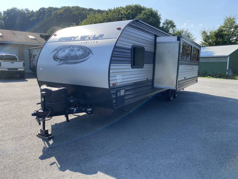 2021 Forest River Cherokee Grey Wolf 26DBH