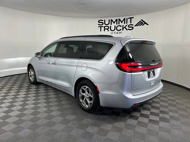 2022 Chrysler Pacifica Limited