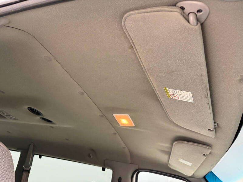 2001 Ford E-Series E-350 SD XLT