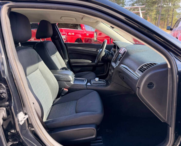 2019 Chrysler 300 Touring