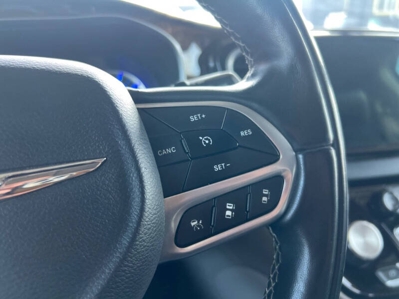 2022 Chrysler Pacifica Hybrid Limited