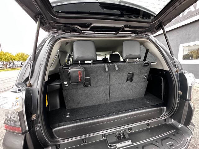 2023 Toyota 4Runner SR5 Premium