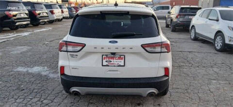 2022 Ford Escape SEL