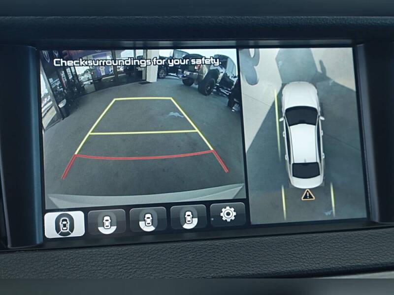 2018 Kia Cadenza Limited