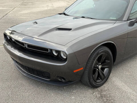 2018 Dodge Challenger SXT