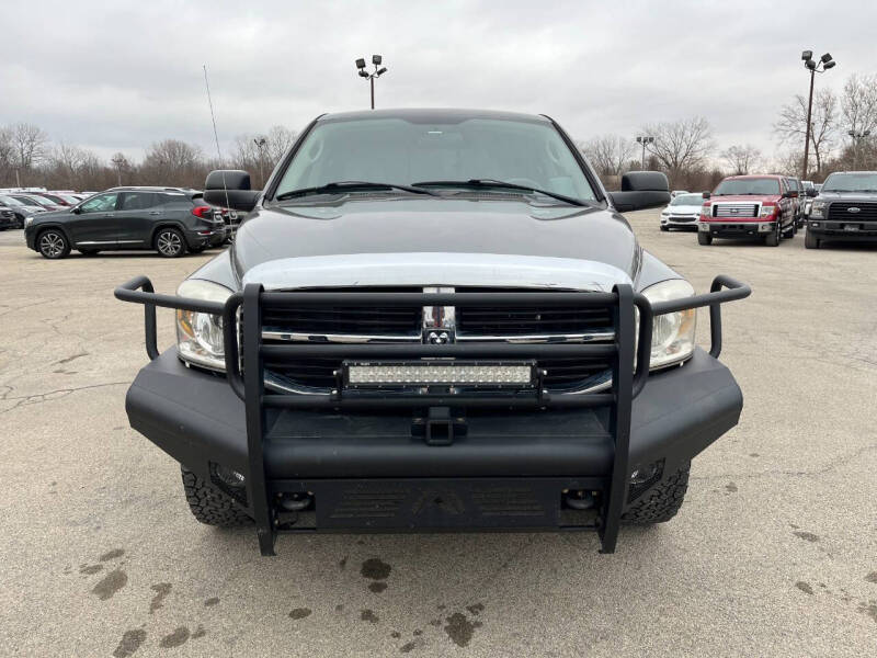 2006 Dodge Ram 2500 Pickup SLT photo 3