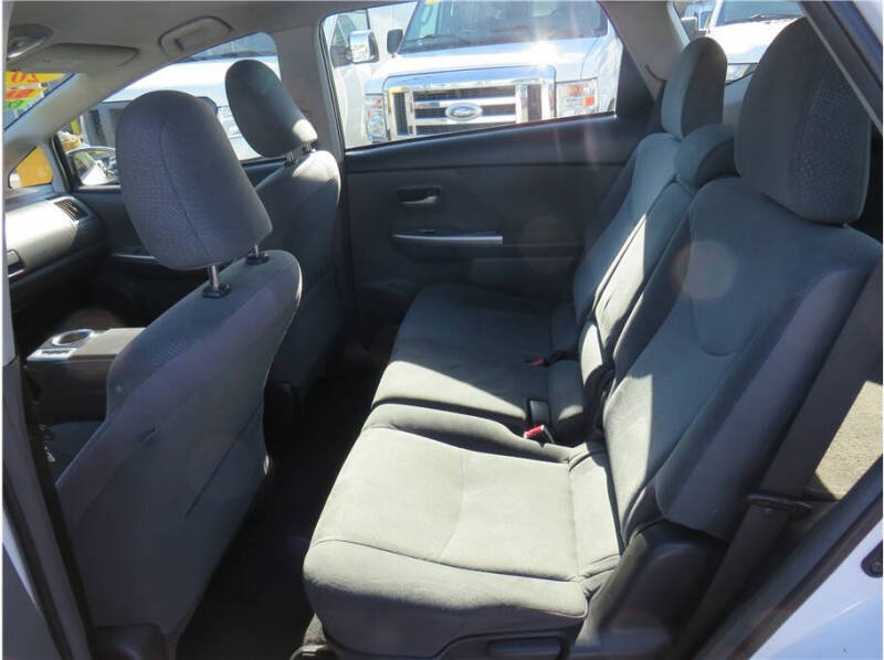 2014 Toyota Prius v