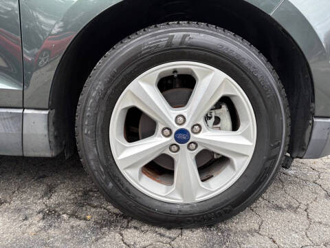 2015 Ford Edge SE
