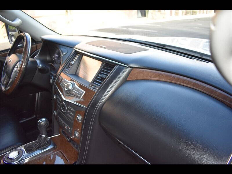 2017 Infiniti QX80