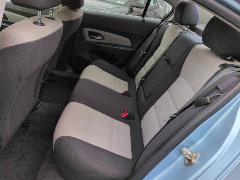 2012 Chevrolet Cruze LS